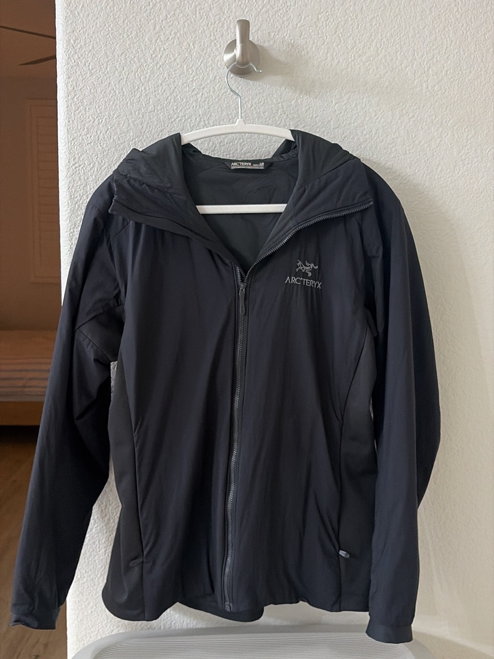 Arc’teryx Women’s Atom Hoody – Black 🖤